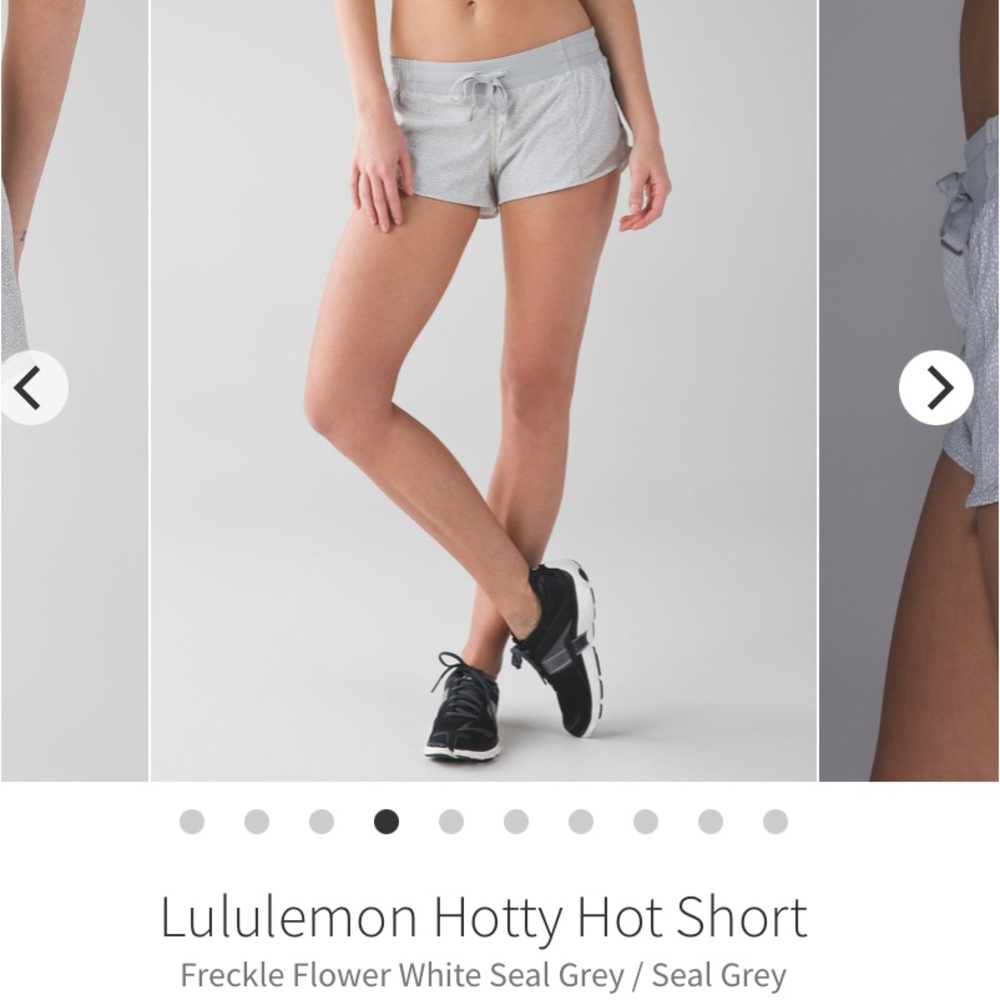 Lululemon Hotty Hot 2.5 inseam Freckle Flower Seal Grey 10
